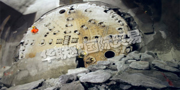 德國VMT主要產(chǎn)品：VMT視覺控制器、傳感器等。VMT的開始在Herrenknecht AG集團(tuán)內(nèi)，Dipl.-Ing。(FH)Manfred Messing于1994年4月8日成立了一個(gè)兩人測量員辦公室，這是VMT歷史的開始。目前，VMT在Bruchsal |德國總部雇傭了200名員工，在4大洲擁有5家子公司。