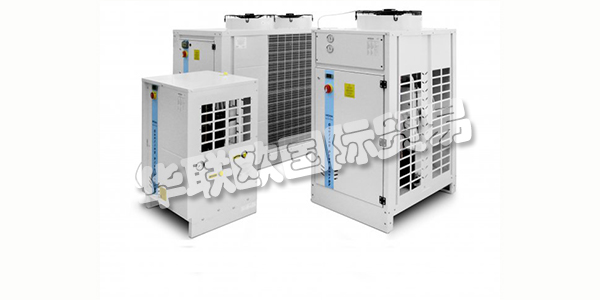 意大利ATS主要產(chǎn)品：ATS點焊機、焊接機等。ATS成立于1983年，最初是作為點焊領(lǐng)域的技術(shù)支持和支持，然后根據(jù)幾個客戶要求，業(yè)主Lamberti Bruno先生決定擴大公司獲得交易許可的潛力。公司從事焊接系統(tǒng)和相關(guān)備件的營銷。